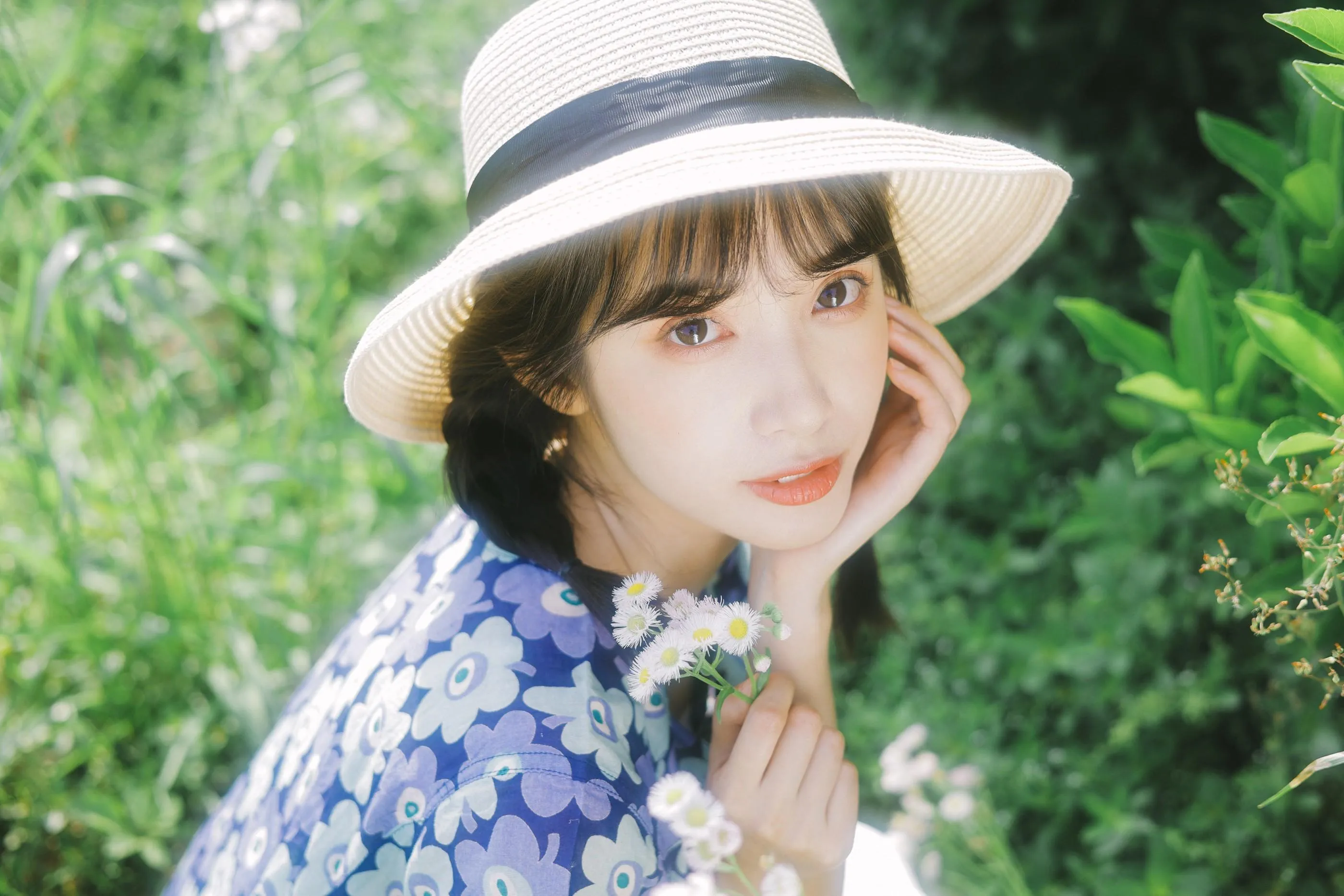 [YITUYU艺图语]2022.07.06 初夏的花海 一只阿梦崽 [35P]插图2